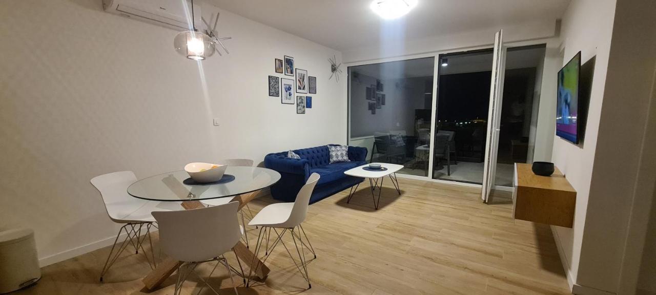 Apartman Marcelina 1 With Private Pool Trogir Extérieur photo
