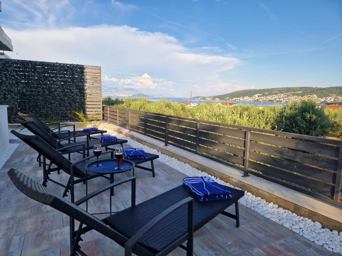 Apartman Marcelina 1 With Private Pool Trogir Extérieur photo